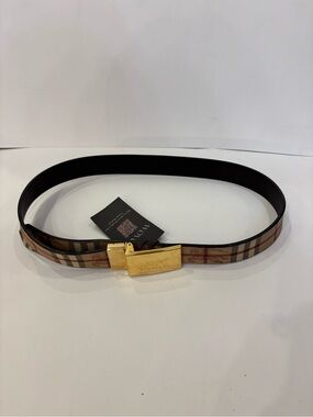 Burberry belt